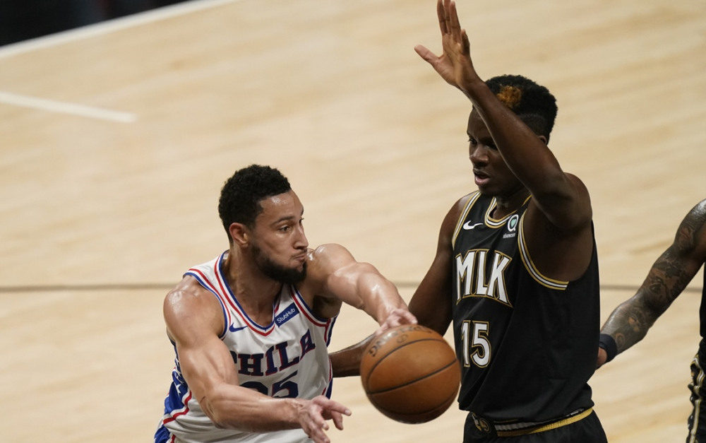  沙尔克04进攻乏力被勒沃库森全面压制